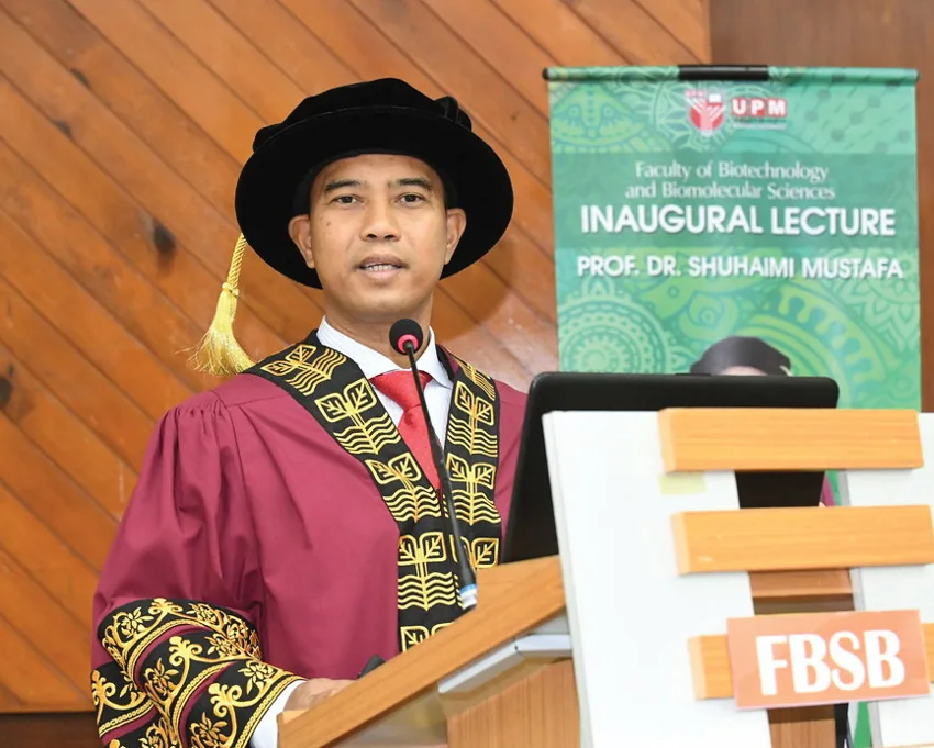 Prof. Dr. Shuhaimi Mustafa speaking at his inaugural lecture